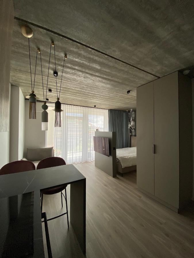 J. Ralio Apartamentai *